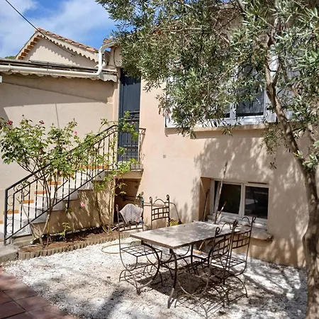 Дом отдыха Maison 1 Йер